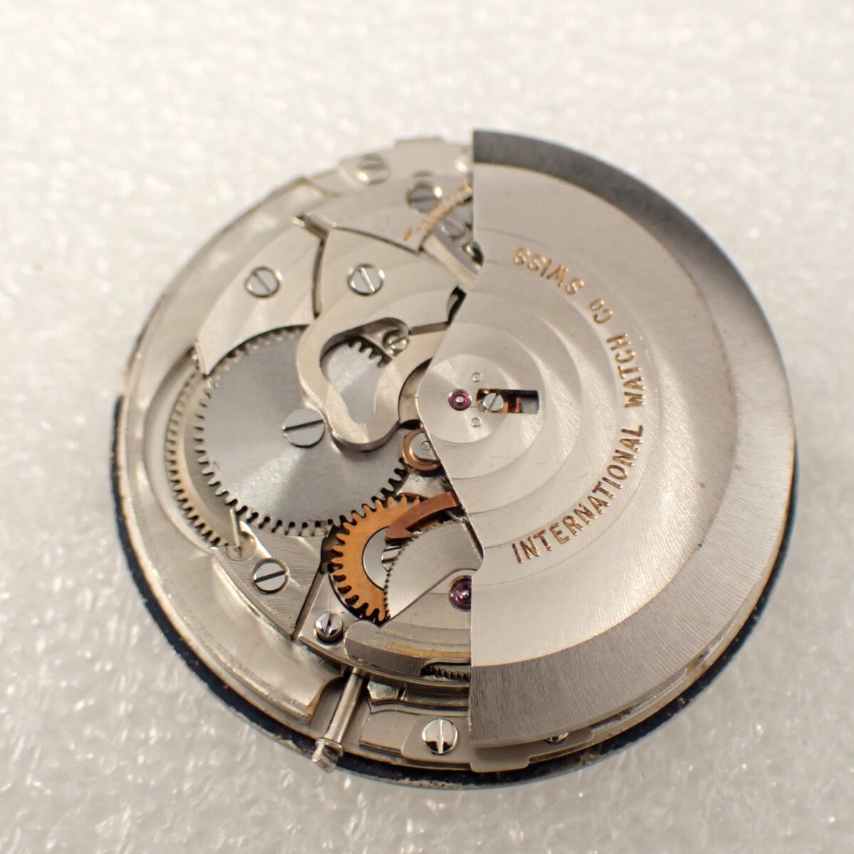 IWC クッションケース 純正ステンレスブレス Cal.854B ネイビー文字盤 1970年製