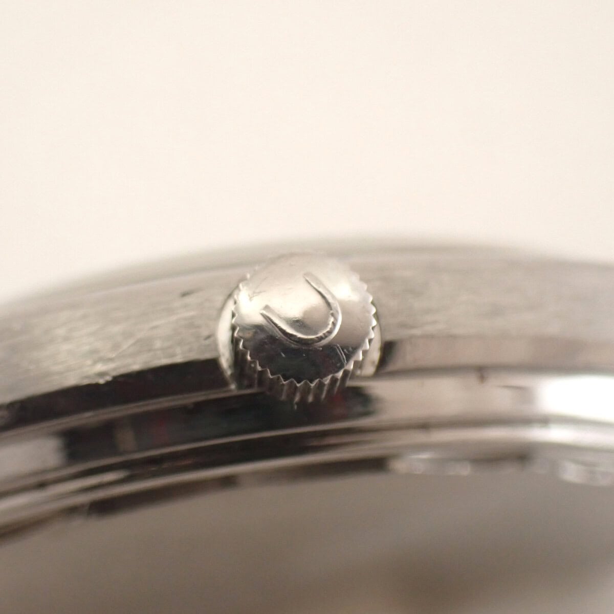 Universal Geneve White Shadow ユニバーサル・ジュネーブ ホワイトシャドウ Ref,867102 マイクロローター 2-67