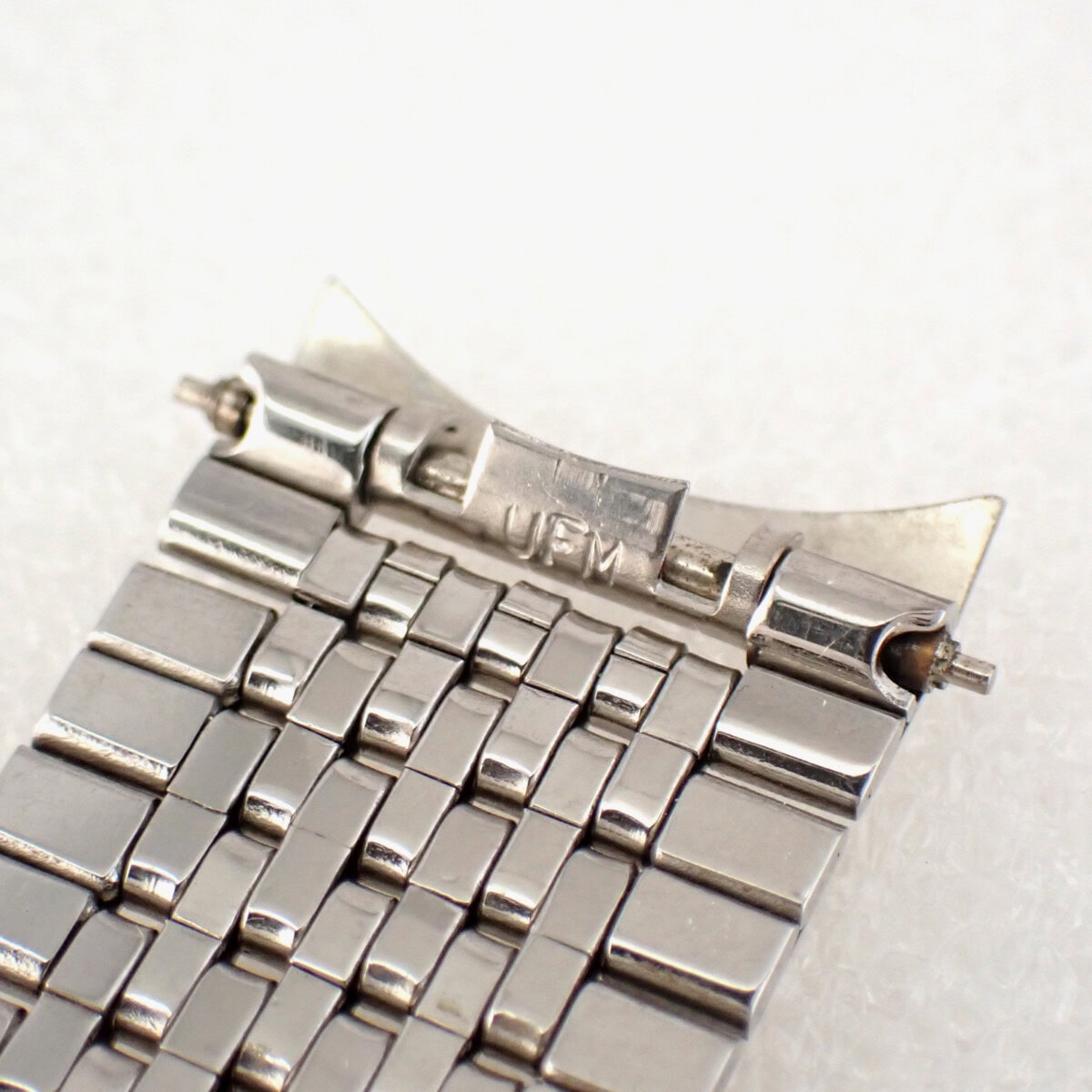 Universal Geneve White Shadow ユニバーサル・ジュネーブ ホワイトシャドウ Ref,867102 マイクロローター 2-67