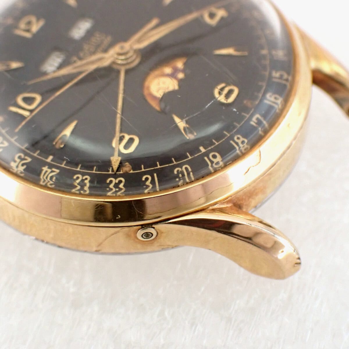 Zodiac Triple Calendar Moon Phase ゾディアック・トリカレ・ムーンフェイズ・Ref.908 Cal.1402