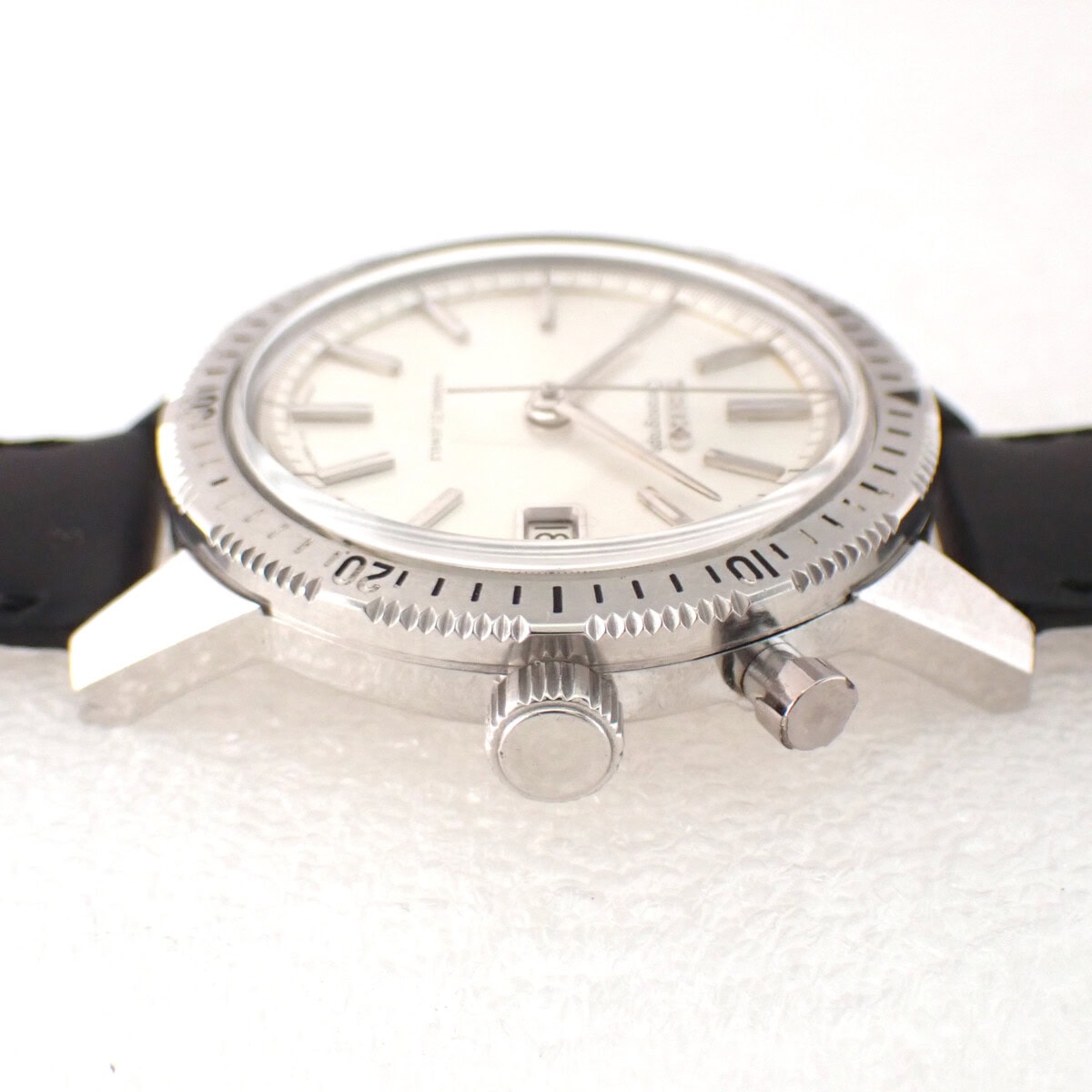 セイコー クロノグラフ カレンダー 後期型 SEIKO CHRONOGRAPH 5717-8990