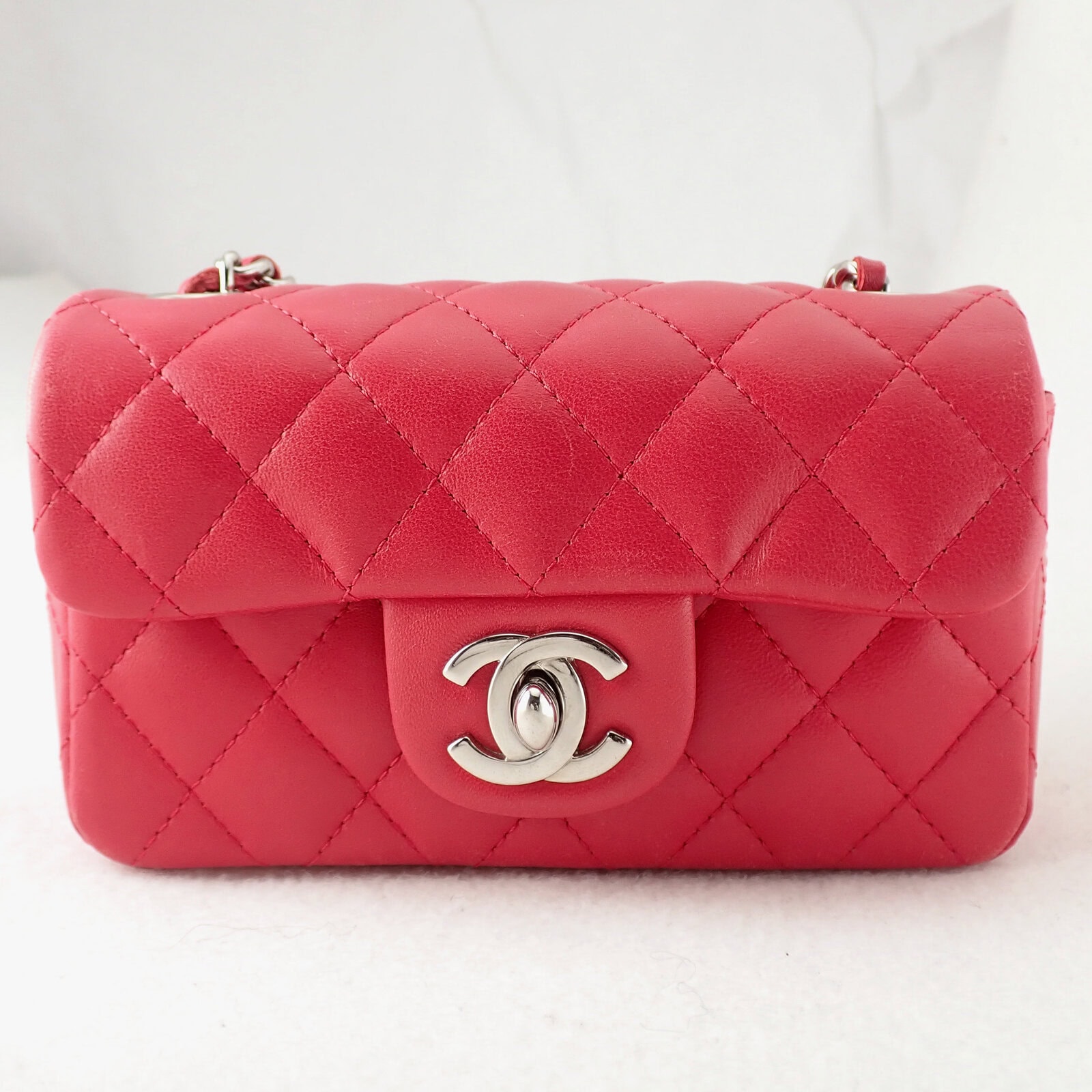 CHANEL シャネル ミニチェーンショルダー マトラッセ シルバー金具