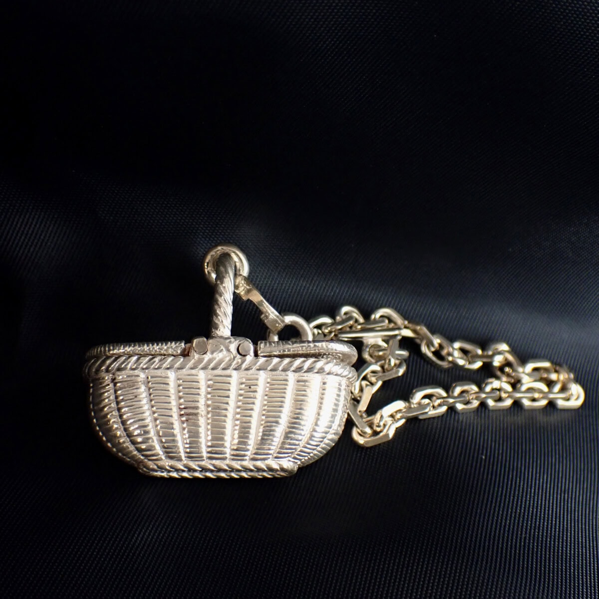 Hermes Basket-Shaped Silver Charm エルメス バスケット チャーム – SV925