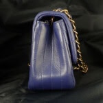 CHANEL Matelasse V-Stitch シャネル マトラッセ Vステッチ ネイビー ラムスキン ミニ フラップバッグ 16cm