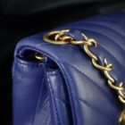 CHANEL Matelasse V-Stitch シャネル マトラッセ Vステッチ ネイビー ラムスキン ミニ フラップバッグ 16cm