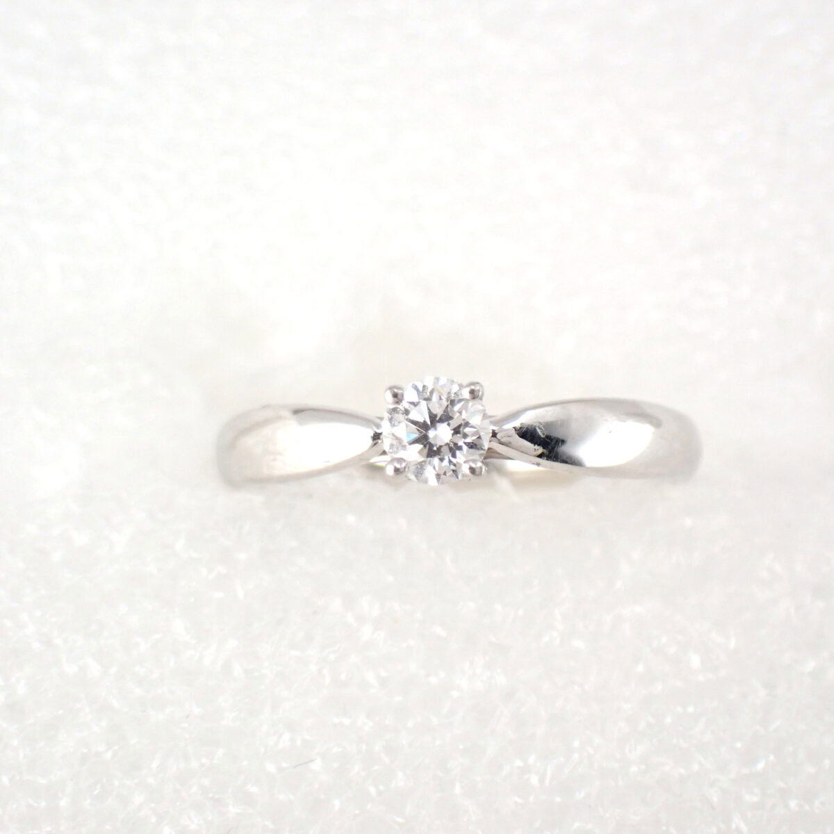 Tiffany Diamond Ring ティファニー ダイヤモンドリング ソリティア  0.18ct G – VVS1 – 3EX