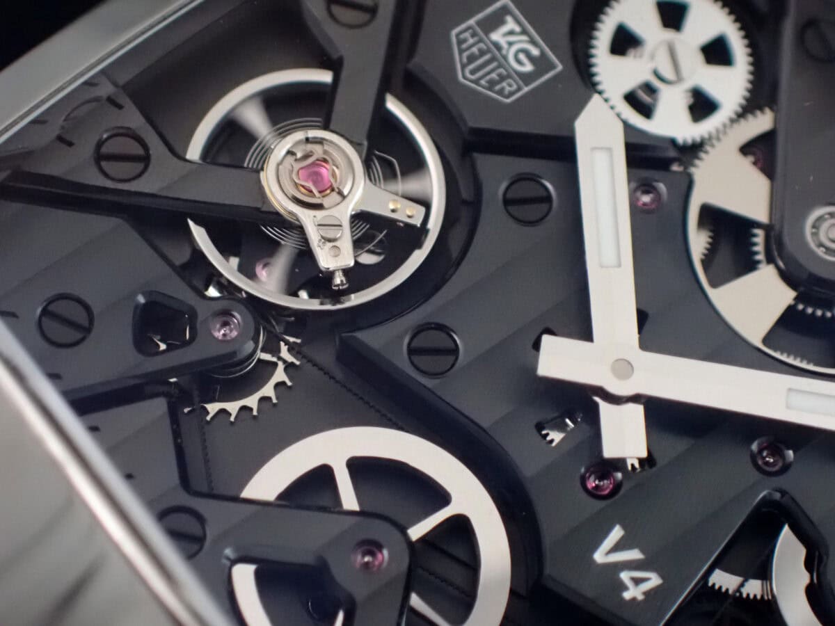 010 TAG HEUER Monaco V4 Titanium & Ceramic タグ・ホイヤー モナコ V4 チタニウム&セラミック WAW2080.FC6288 自動巻き ベルト駆動 リニアマス