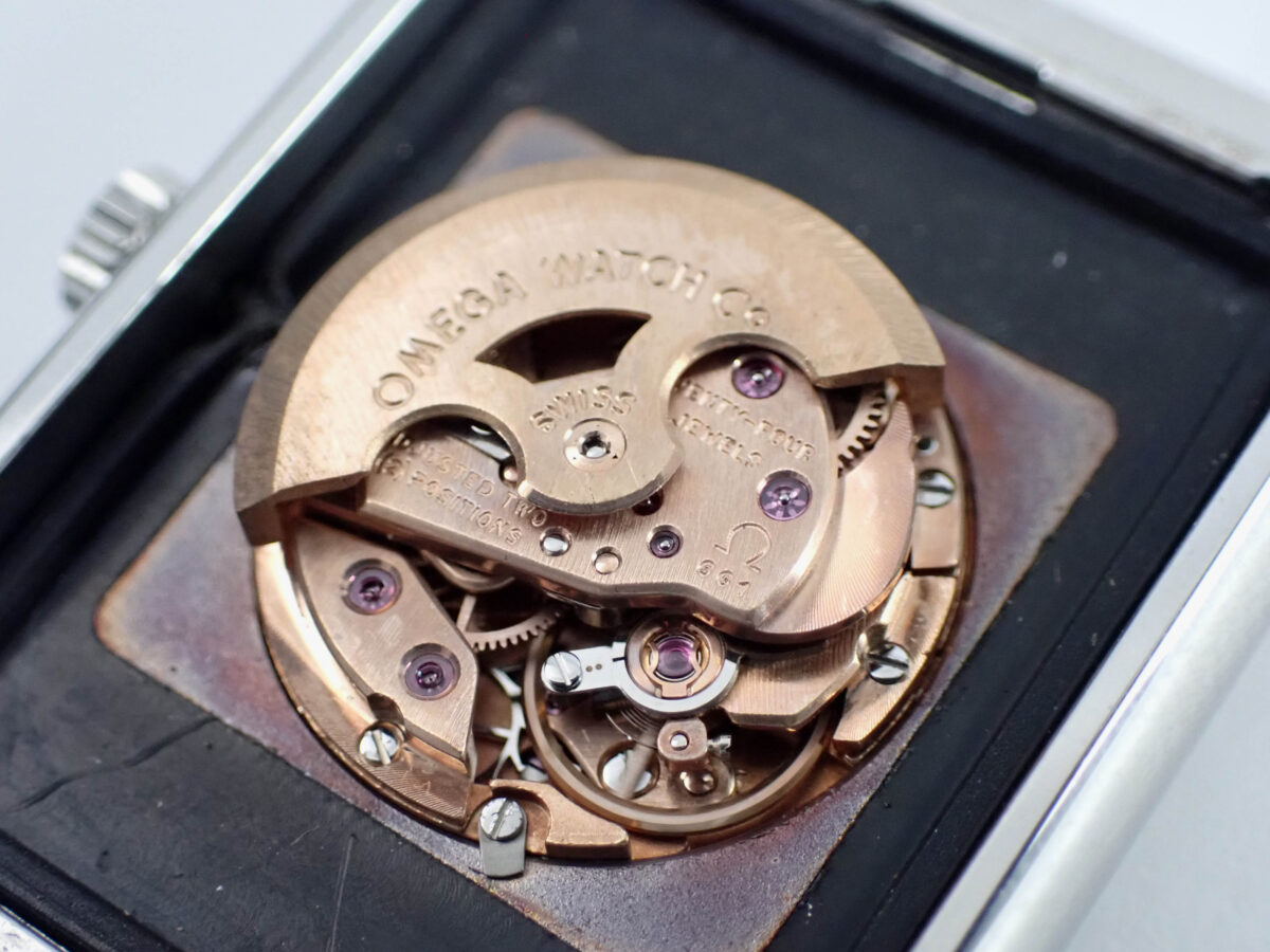 001 OMEGA De Ville Men’s Automatic オメガ デ・ヴィル メンズ Ref.151.0041 Cal.661 自動巻き シルバー文字盤 1973年製