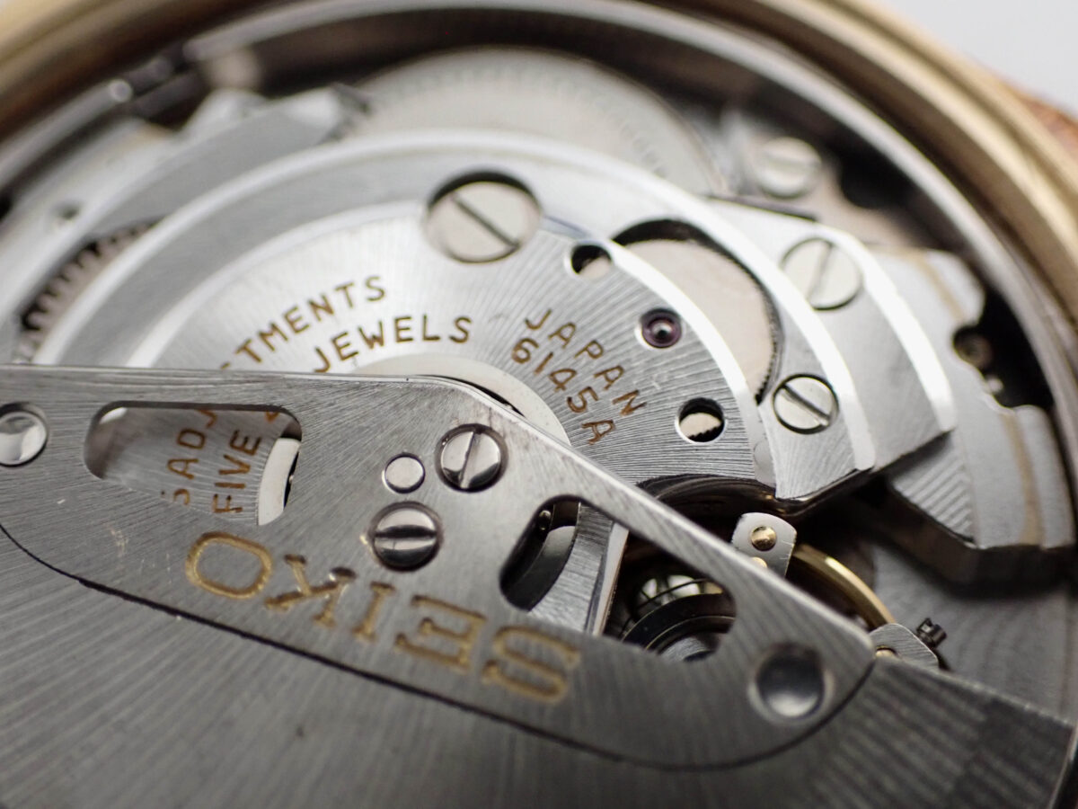003 SIKO Grand Seiko Hammered-Texture Finish & Starlight Dial グランドセイコー 61GS 6145-8030 1970年製 18金無垢 槌目仕上げ スターライトダイヤル