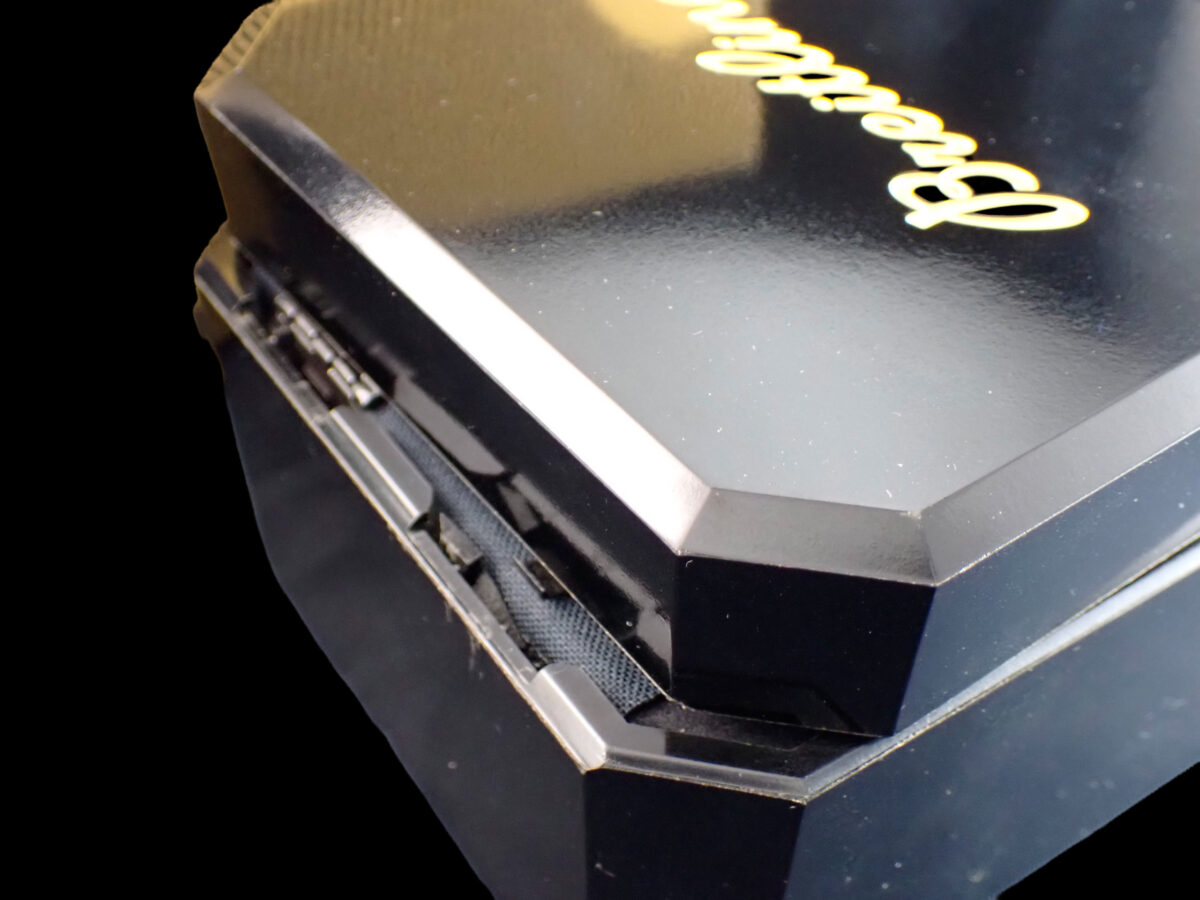 breitling-b2-a42362-utc-13-box-detail BREITLING B-2 UTC Module, Fighter Bracelet ブライトリング B-2 A42362 UTCモジュール付き ファイターブレスレット 自動巻きクロノグラフ