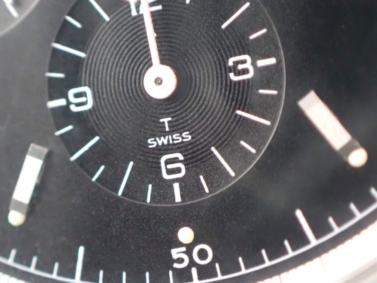 heuer-carrera-cs3111-bc0725-02-tritium-swiss-dial HEUER Carrera CS3111.BC0725 – 1996 Re-Edition, Black Dial ホイヤー カレラ CS3111.BC0725 1996年復刻モデル ブラック文字盤 手巻きクロノグラフ ノンポリッシュ BOX・1998年保証書付き